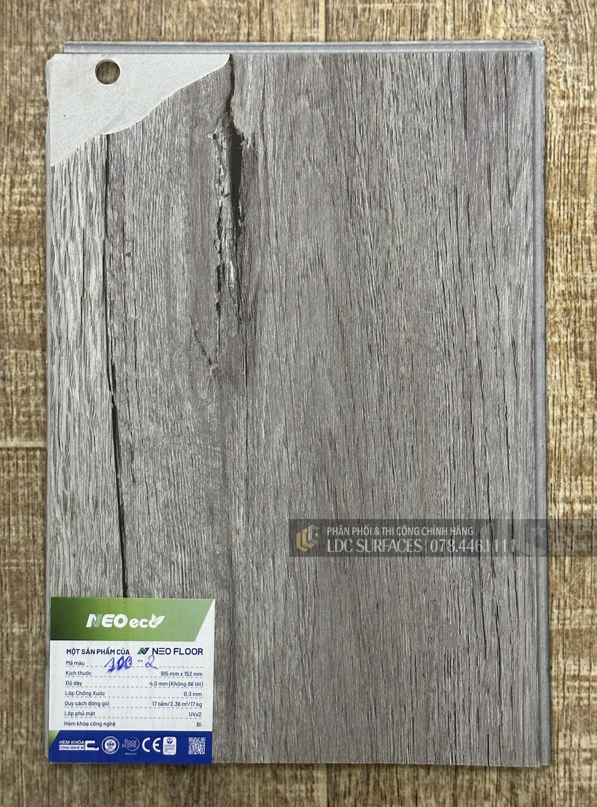 Sàn nhựa đá công nghệ Spc hèm khoá Neo Floor Eco cao cấp chống nước 100%