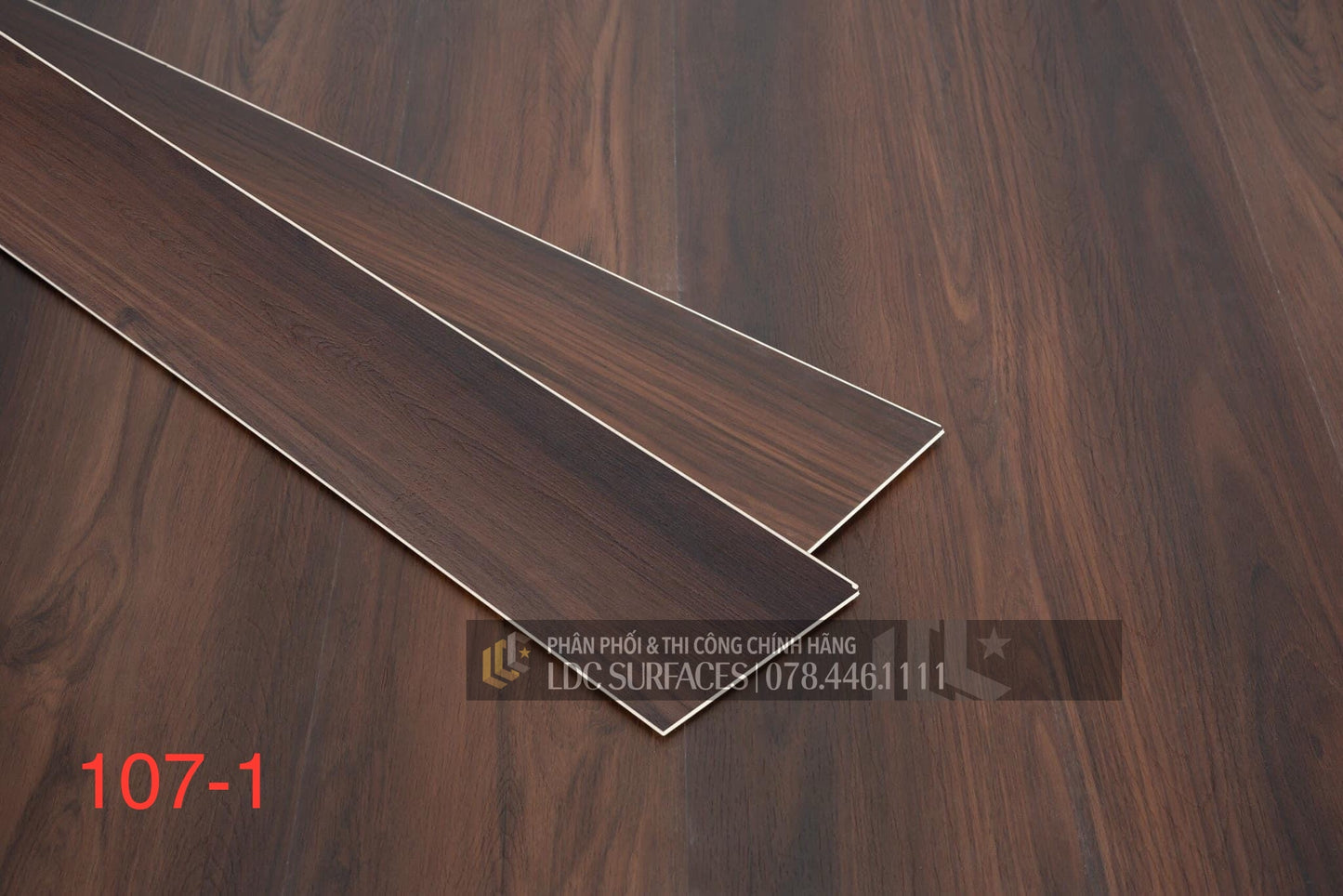 Sàn nhựa đá công nghệ Spc hèm khoá Neo Titan là dòng sản phẩm sàn nhựa đá công nghệ Spc hèm khoá ra mắt đầu tiên và cũng là dòng sản phẩm cao cấp và chất lượng tạo nên tên tuổi thương hiệu Neo Floor tại thị trường Việt Nam cũng như thị trường Quốc Tế