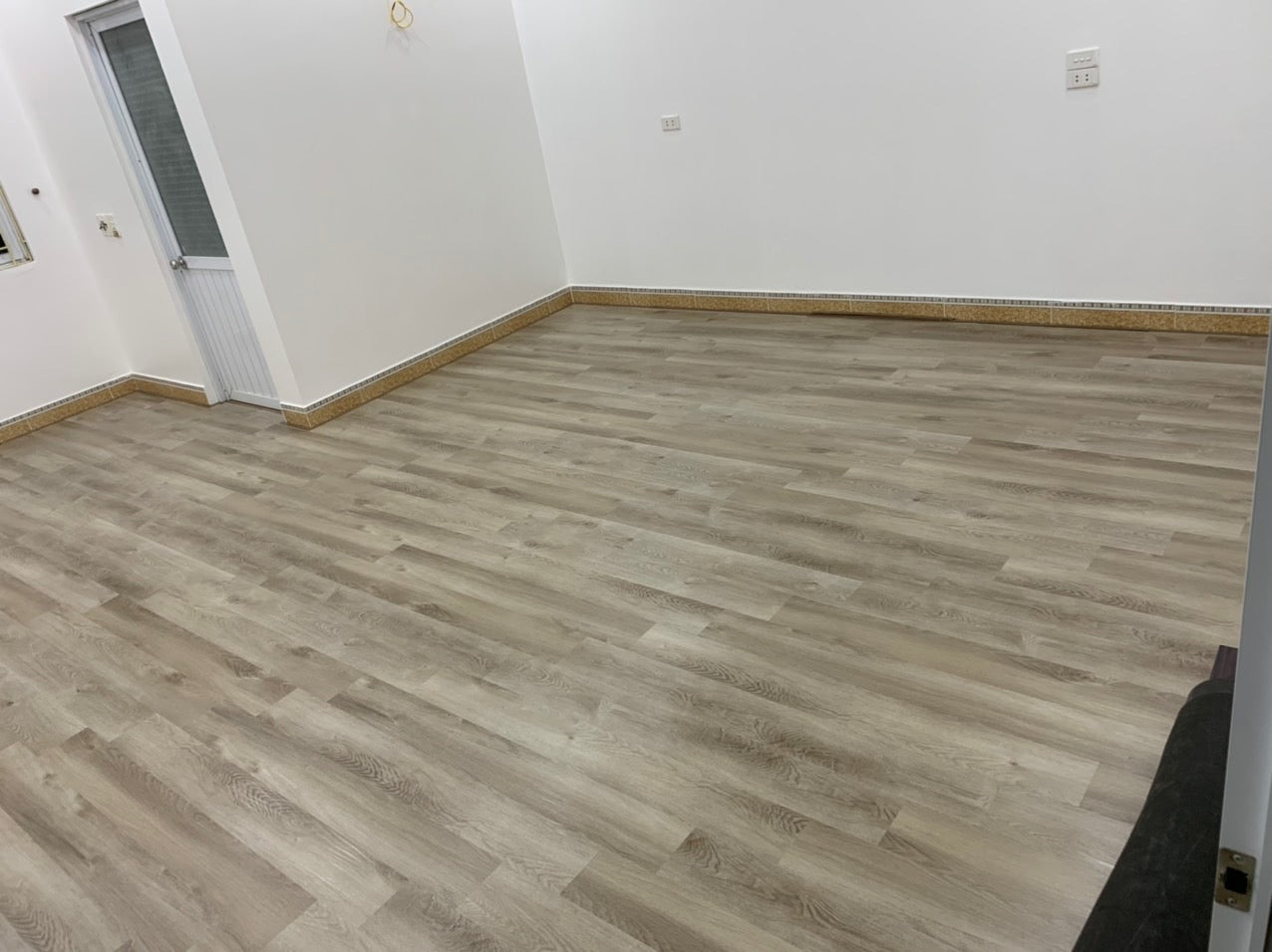 Sàn thạch anh chuẩn Đức Kobler K26