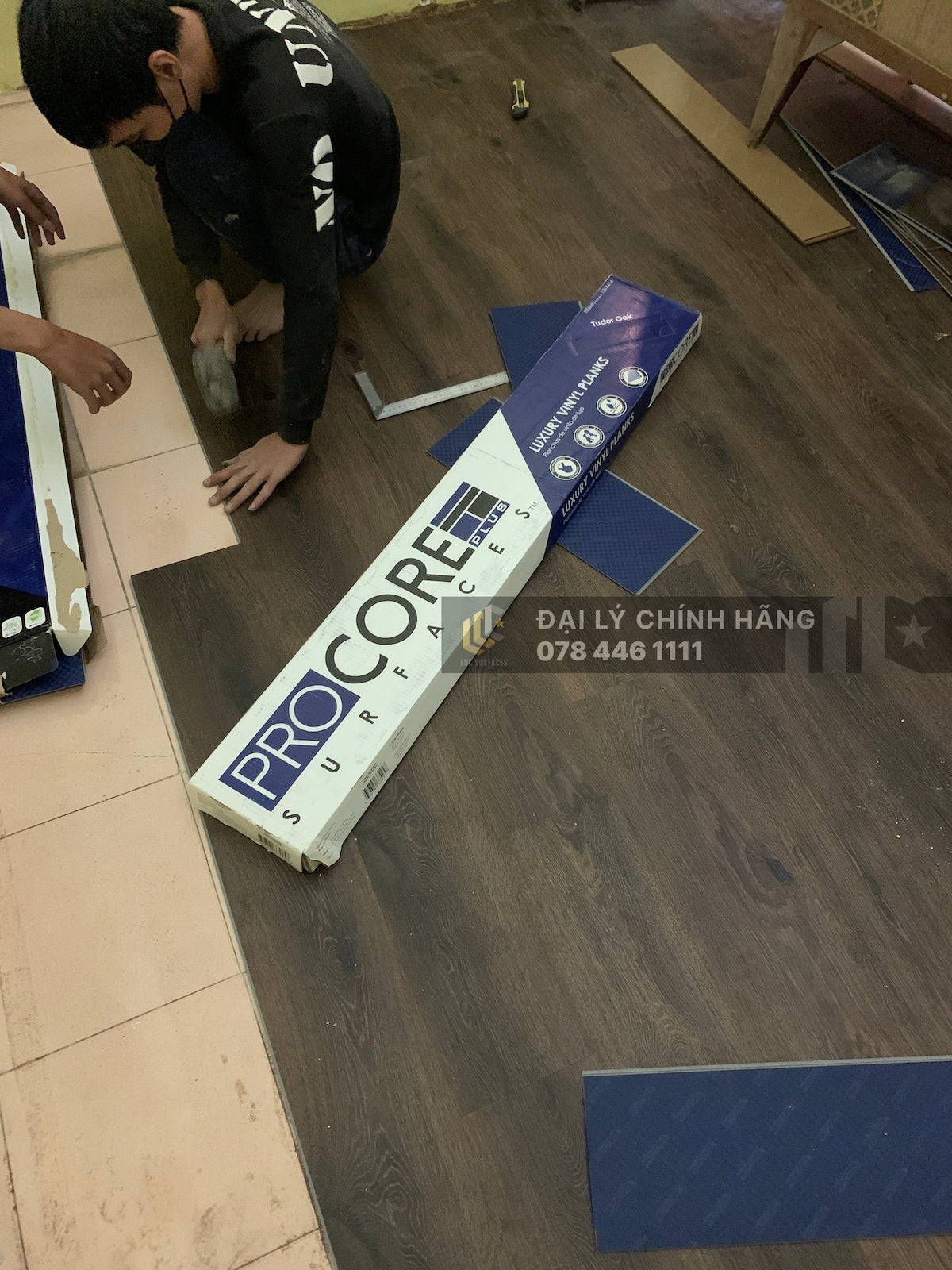 Sàn nhựa đá công nghệ SPC hèm khóa Á Mỹ xuất dư Mỹ 5mm