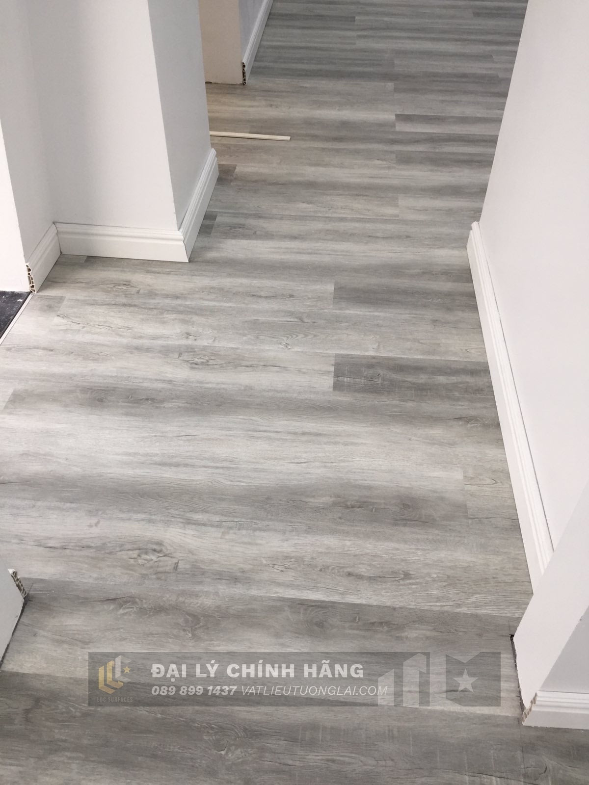 Sàn nhựa đá công nghệ SPC hèm khóa Royal Crystal RCFW