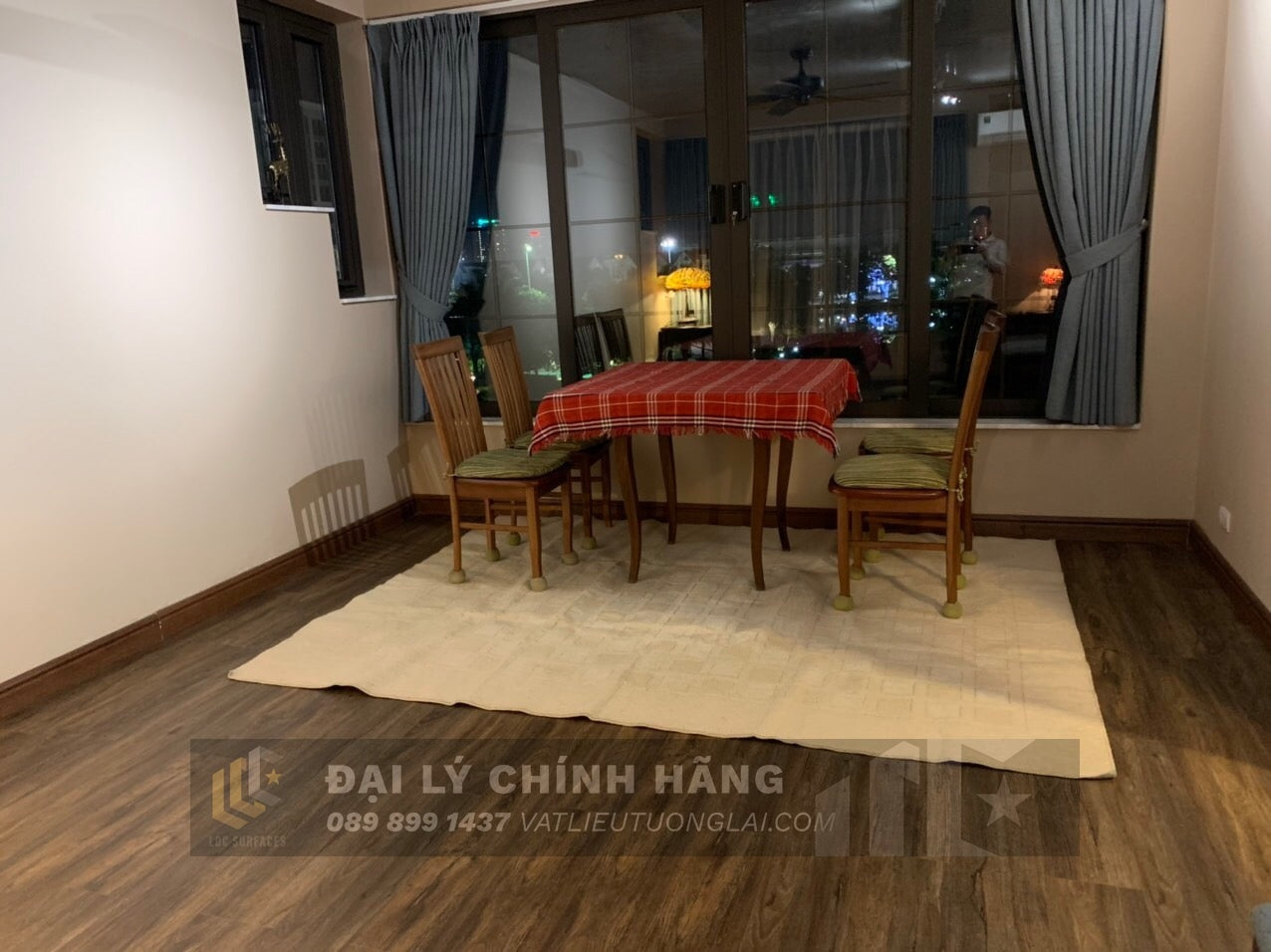 Sàn nhựa đá công nghệ SPC hèm khóa Royal Crystal RCFW