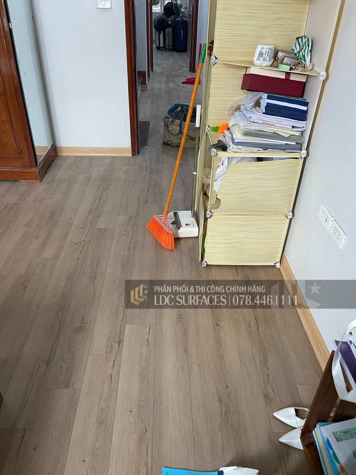 Sàn nhựa Spc hèm khoá Vfloor Luxury V412/612