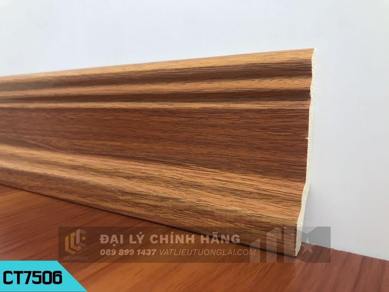 Phào chân tường nhựa PVC cm