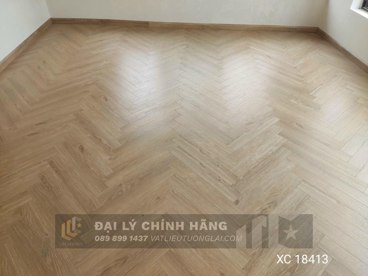 Sàn gỗ công nghiệp cốt lõi xanh Povar mm lát xương cá XC