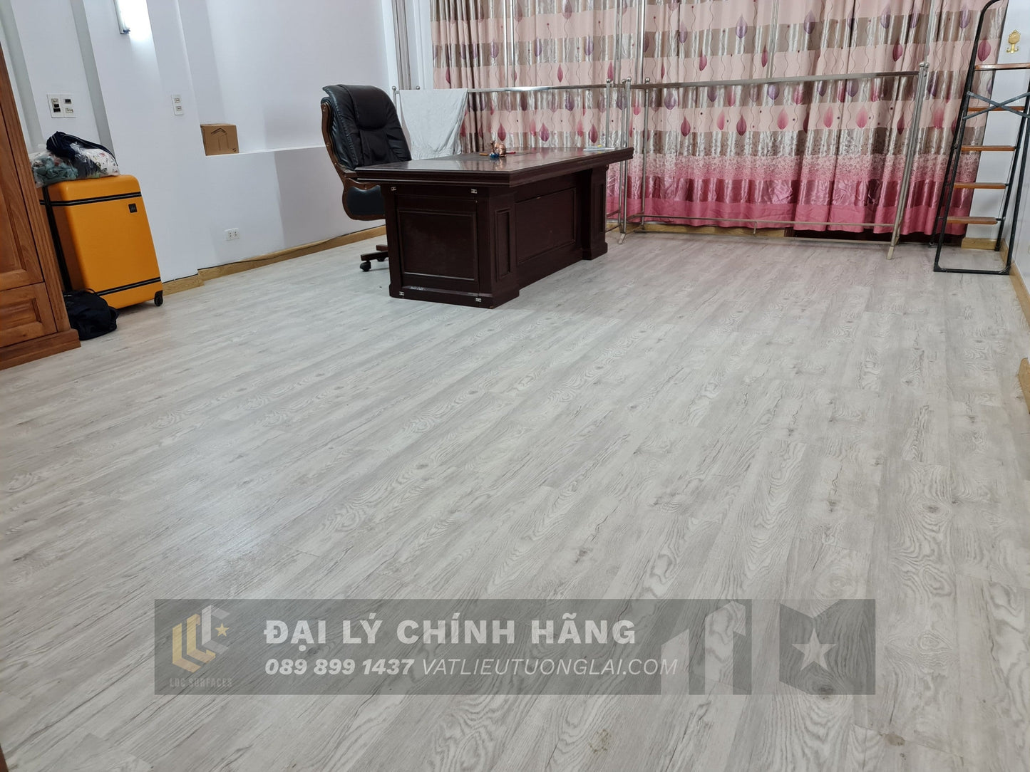 Sàn nhựa đá công nghệ SPC hèm khóa Royal Crystal RCFW